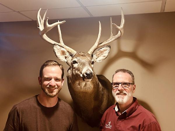 Jonathan Gudorf with his BBBC trophy buck