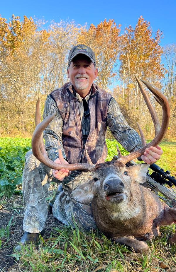 Rich Hunt with his BBBC trophy buck