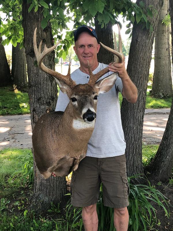 Richard Faith with his BBBC trophy buck