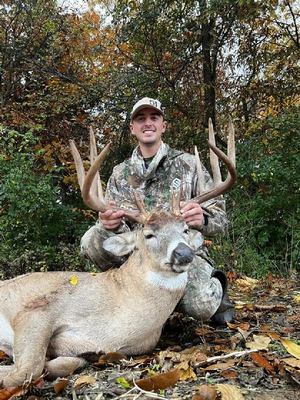Braxton Lamb with his BBBC trophy buck