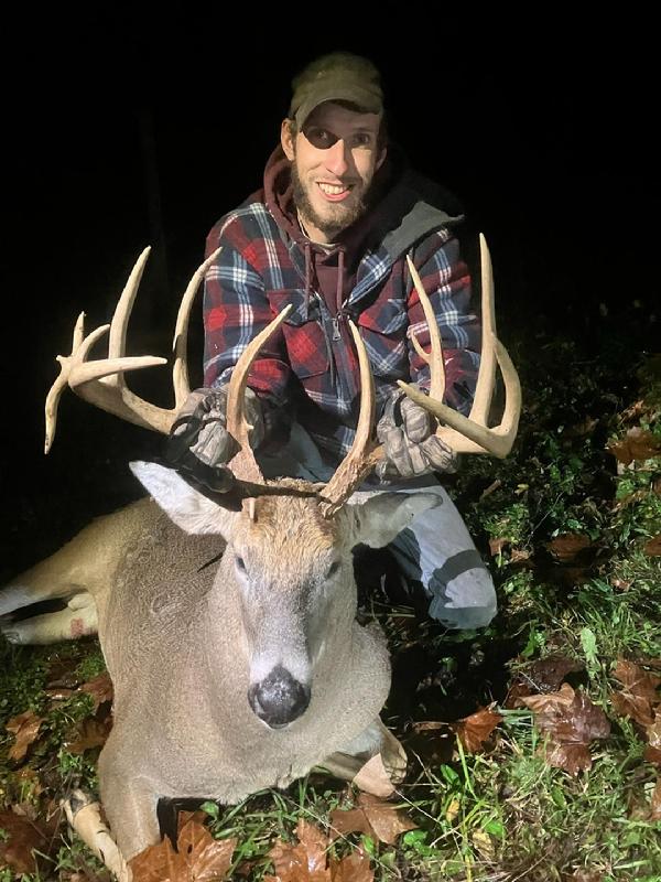Paul Hindel with his BBBC trophy buck