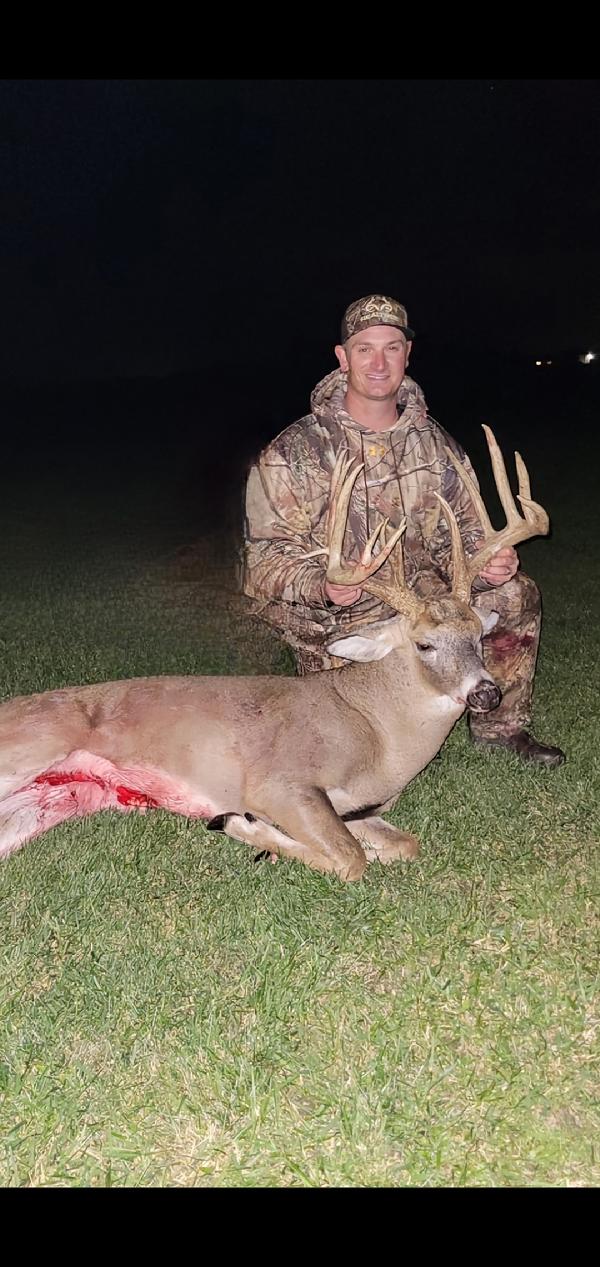 Shane Pfouts with his BBBC trophy buck