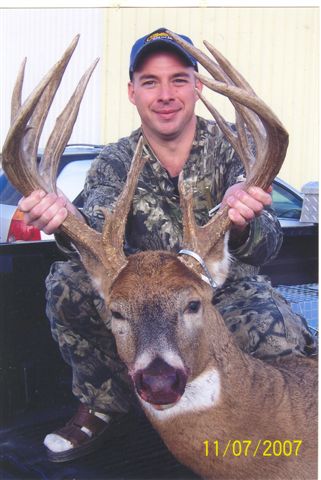 Chuck Coffey with BBBC trophy buck