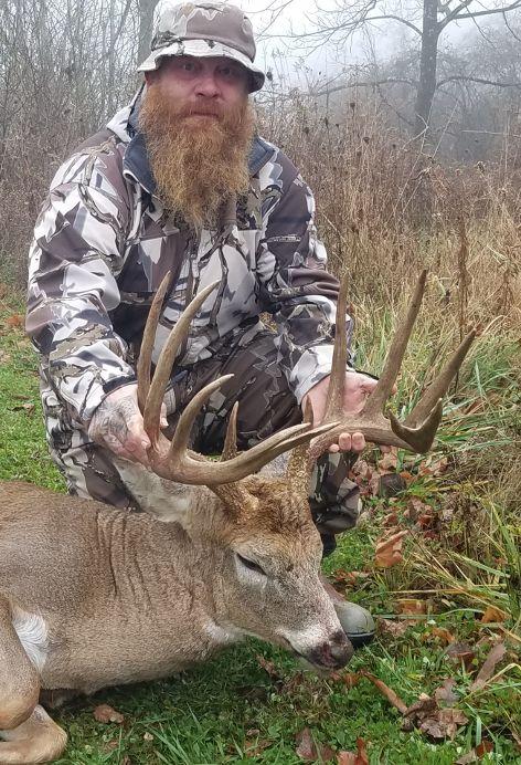 Bryan Phelps with BBBC trophy buck