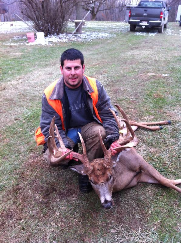 Ron Mangelo with BBBC trophy buck