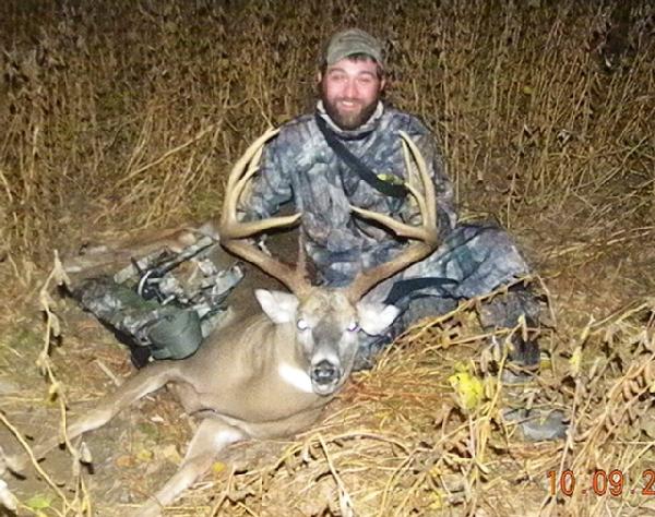 Don Cornwell Jr. with BBBC trophy buck