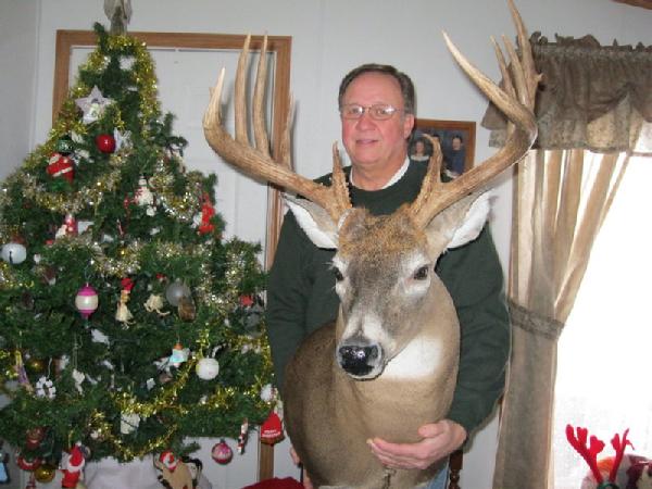 Ed Campbell with BBBC trophy buck