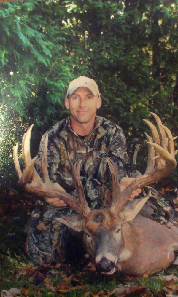 Mark Hammer with BBBC trophy buck