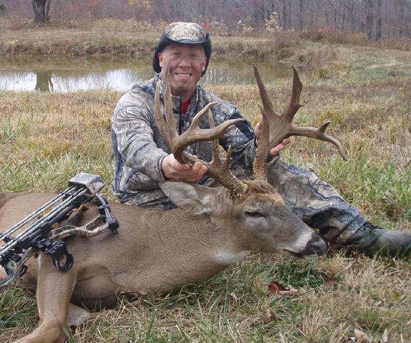 Jarrod Bowers with BBBC trophy buck