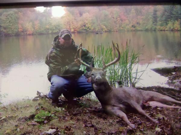 Matthew Bonkoski with BBBC trophy buck