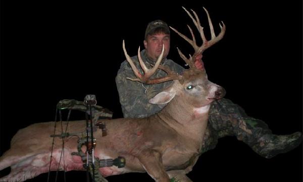 Steve Reinhold with BBBC trophy buck
