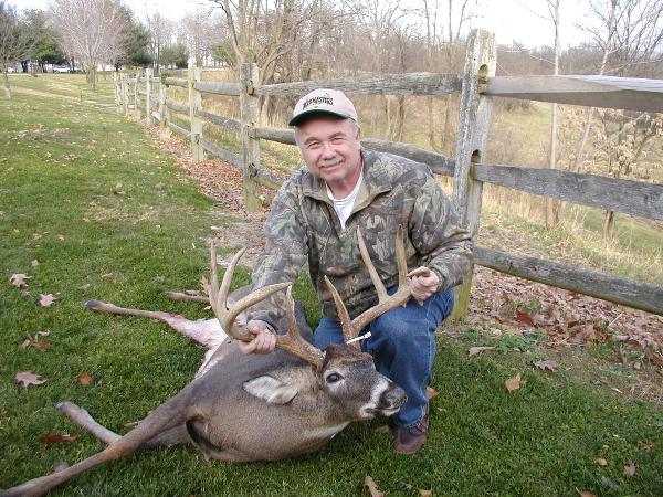 Roger Neff with BBBC trophy buck