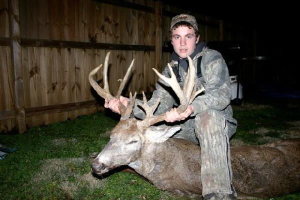 Weston L. Baker with BBBC trophy buck