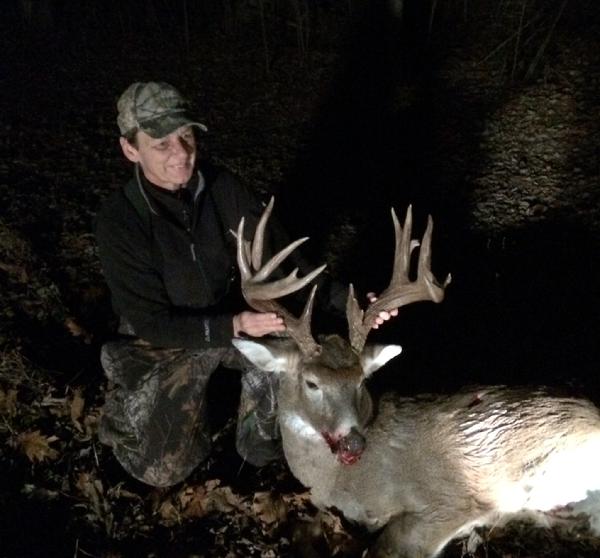 Becky Pendell with BBBC trophy buck