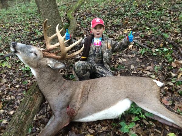 Caleb Kline with BBBC trophy buck