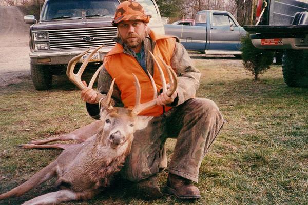 Cecil R. Schau with BBBC trophy buck
