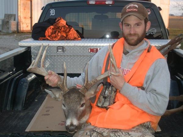 Dale C. Sheets with BBBC trophy buck