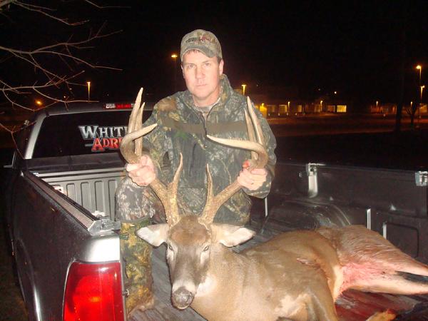 J.D. Hayden with BBBC trophy buck