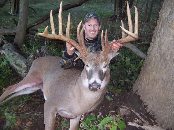 J. R. Tucker with BBBC trophy buck