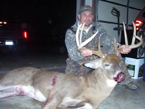 Ray Arona with BBBC trophy buck