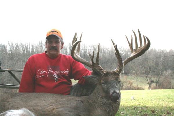 Stephen Bradley with BBBC trophy buck