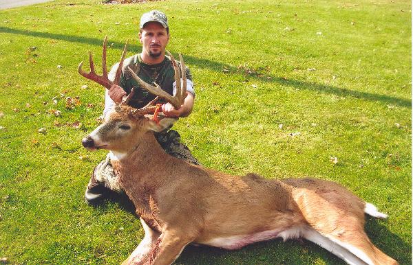 Terry L. Cole with BBBC trophy buck