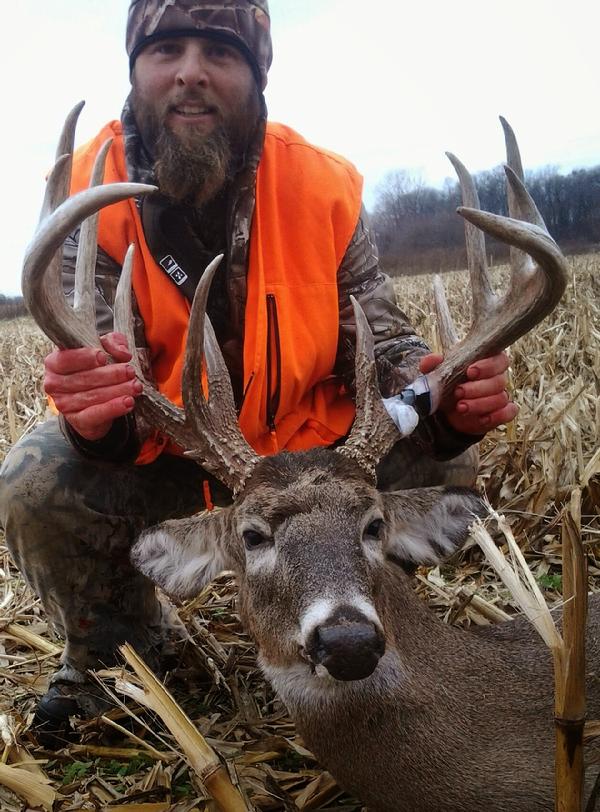 Terry Marshall with BBBC trophy buck