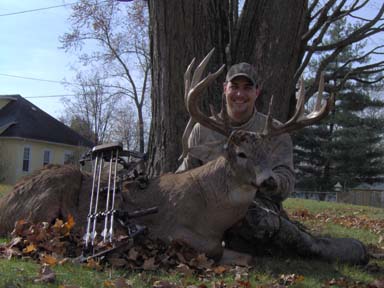 Gary Budnick with BBBC trophy buck